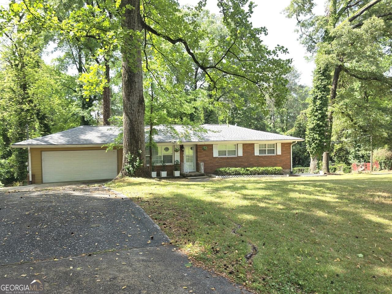3596 Indian Rock Rd Sw - Photo 2 of 19