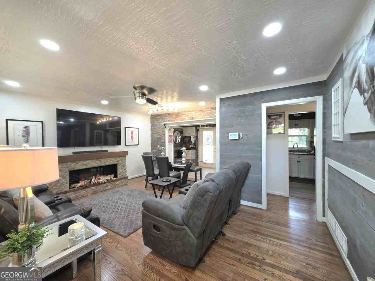3596 Indian Rock Rd Sw - Photo 4 of 19