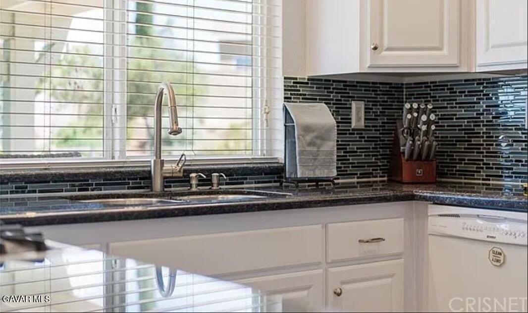 40352 Palmas Ct - Photo 4 of 27