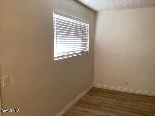 5036 W Avenue L8 #20 - Photo 3 of 9