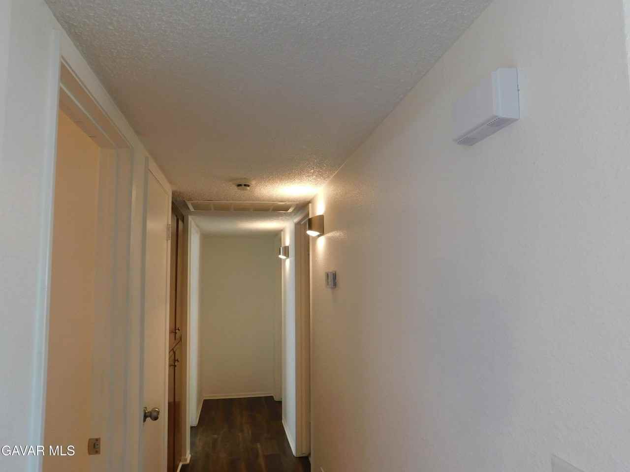 9236 Bay Ave - Photo 7 of 17