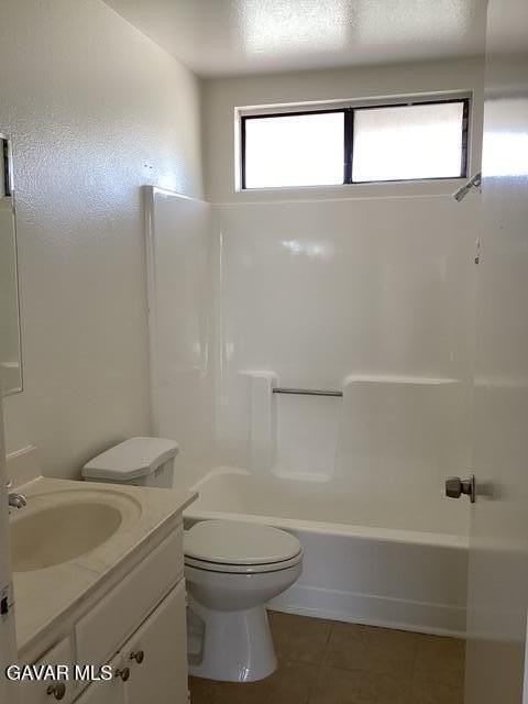 43942 18th St E #3 - Photo 7 of 11