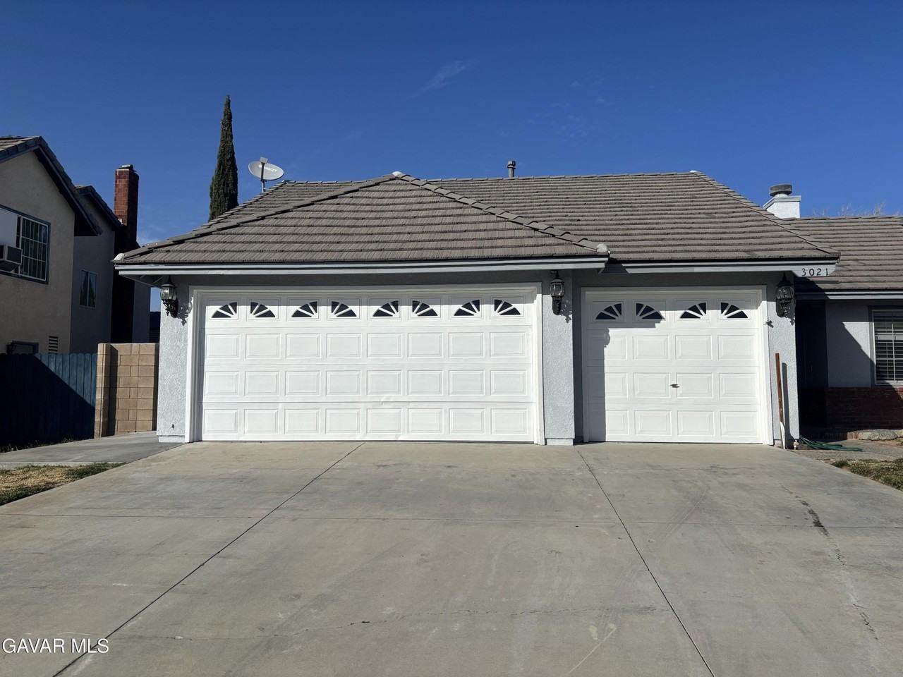 3021 Mariposa Ave