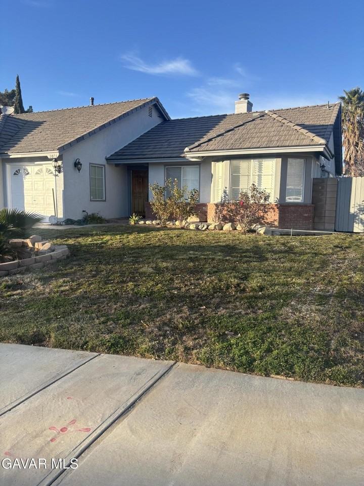 3021 Mariposa Ave - Photo 2 of 14