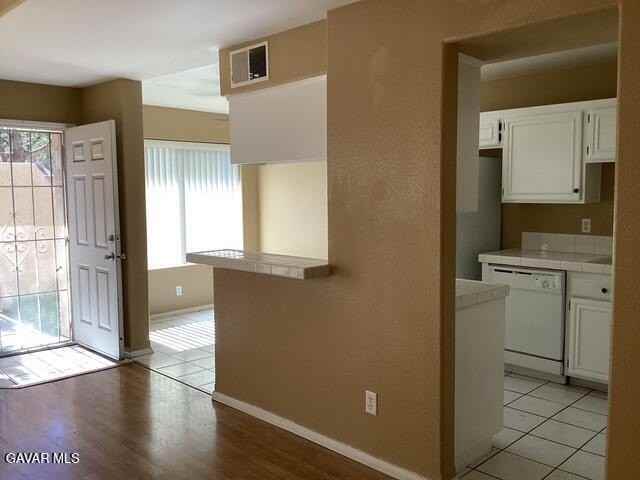 39225 10th St W #A - Photo 5 of 16