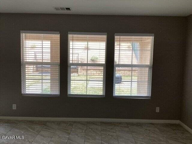 2520 Mulberry Ln - Photo 3 of 11