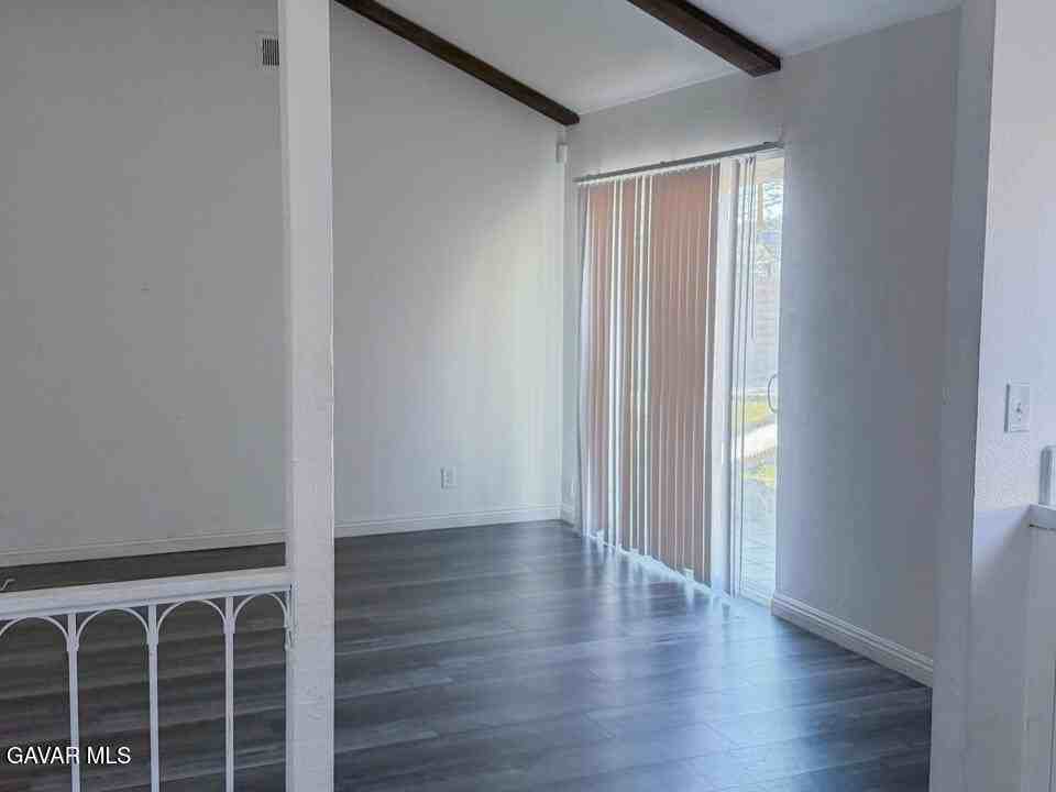 1253 Morven St - Photo 6 of 18