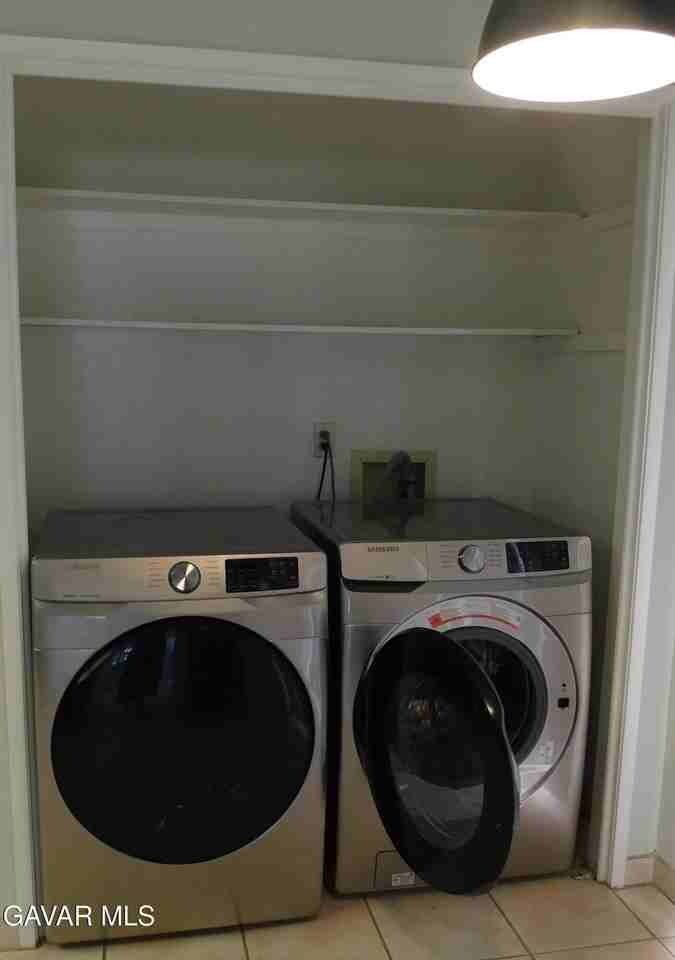 21319 Conklin Ct - Photo 7 of 19