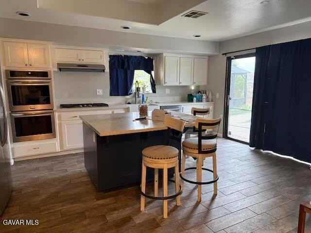 2640 Bridle Path Dr - Photo 3 of 25