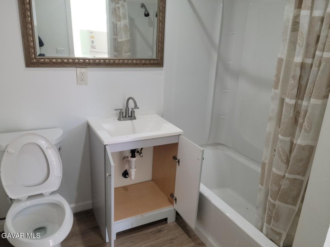 44514 Lowtree Ave #3 - Photo 3 of 4