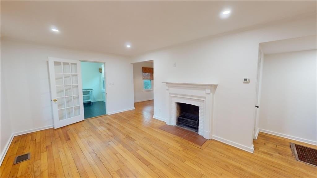 11 Princess Anne Rd - Photo 2 of 19
