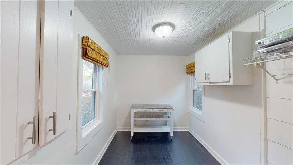 11 Princess Anne Rd - Photo 6 of 19