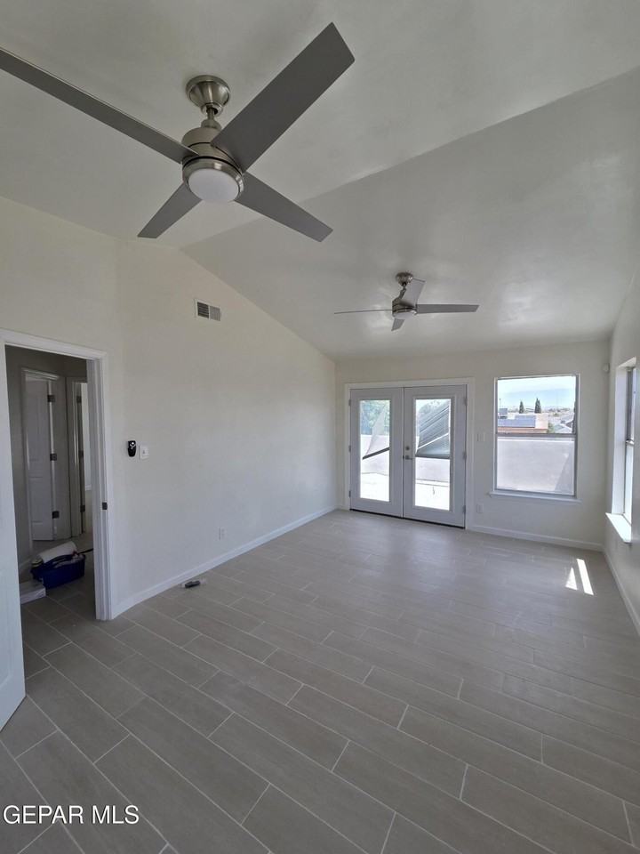3674 Deer Grass Cir - Photo 5 of 8