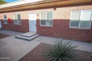 featured image of 2866 Grant Ave #2
