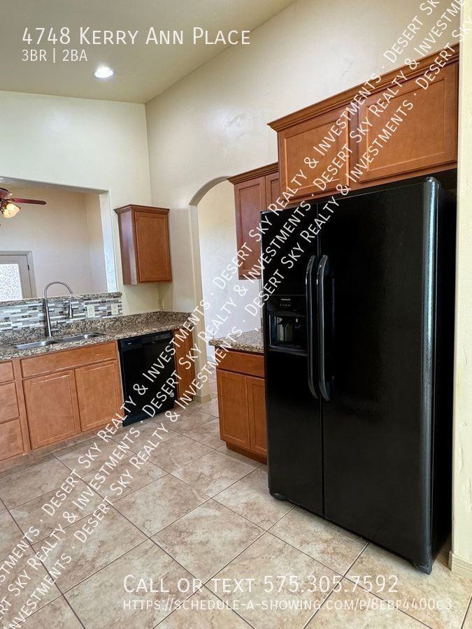 4748 Kerry Ann Pl - Photo 4 of 32