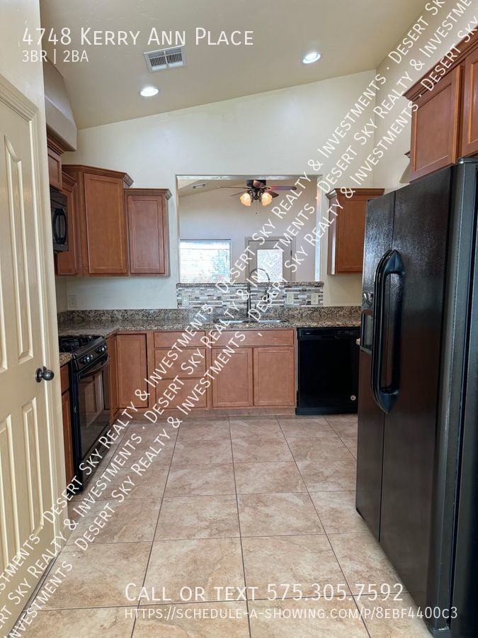 4748 Kerry Ann Pl - Photo 6 of 32