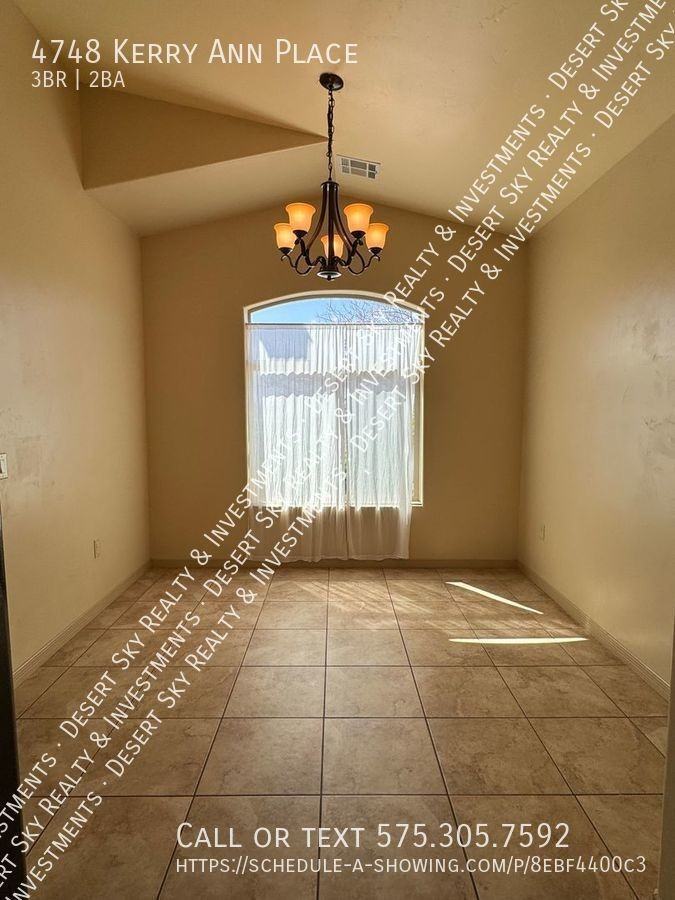 4748 Kerry Ann Pl - Photo 7 of 32