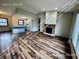 featured image of 4401 E 20th St