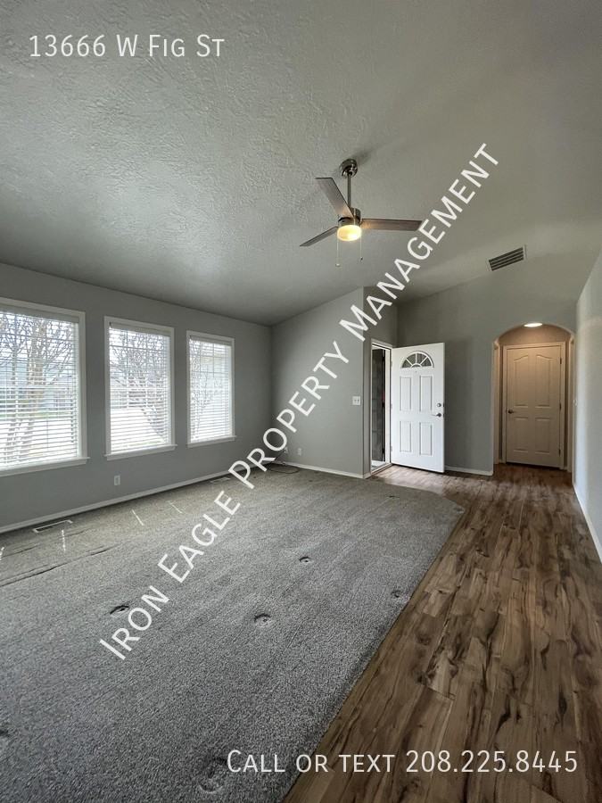 13666 W Fig St - Photo 4 of 14