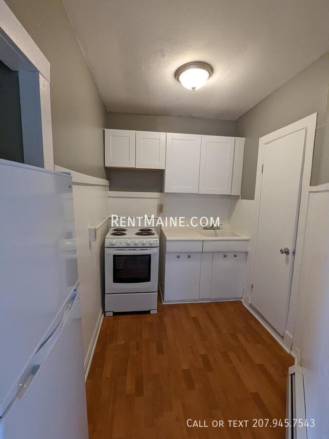 378 Hammond St #2 - Photo 6 of 13