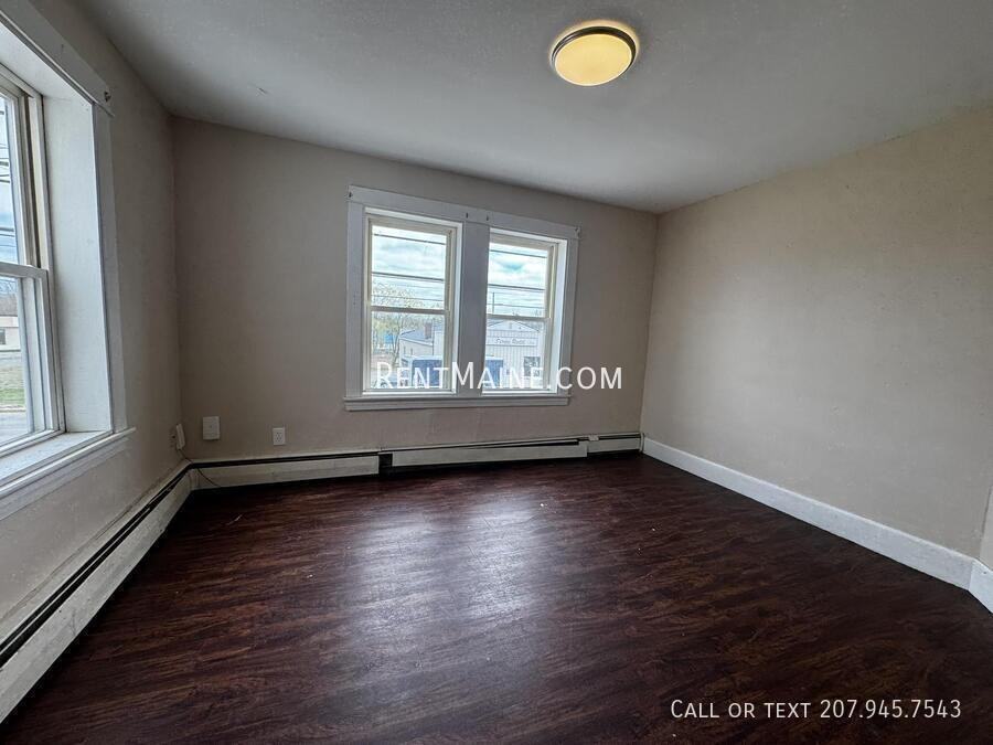 172 College Ave #3 - Photo 5 of 10