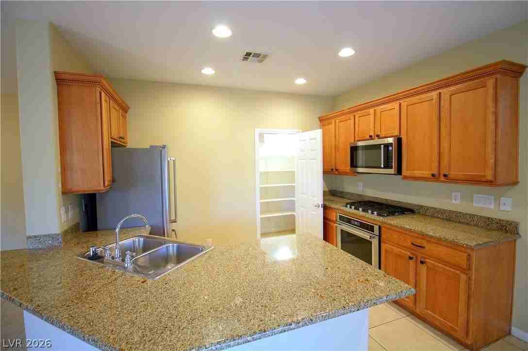 9519 Knopfler Ln - Photo 4 of 17