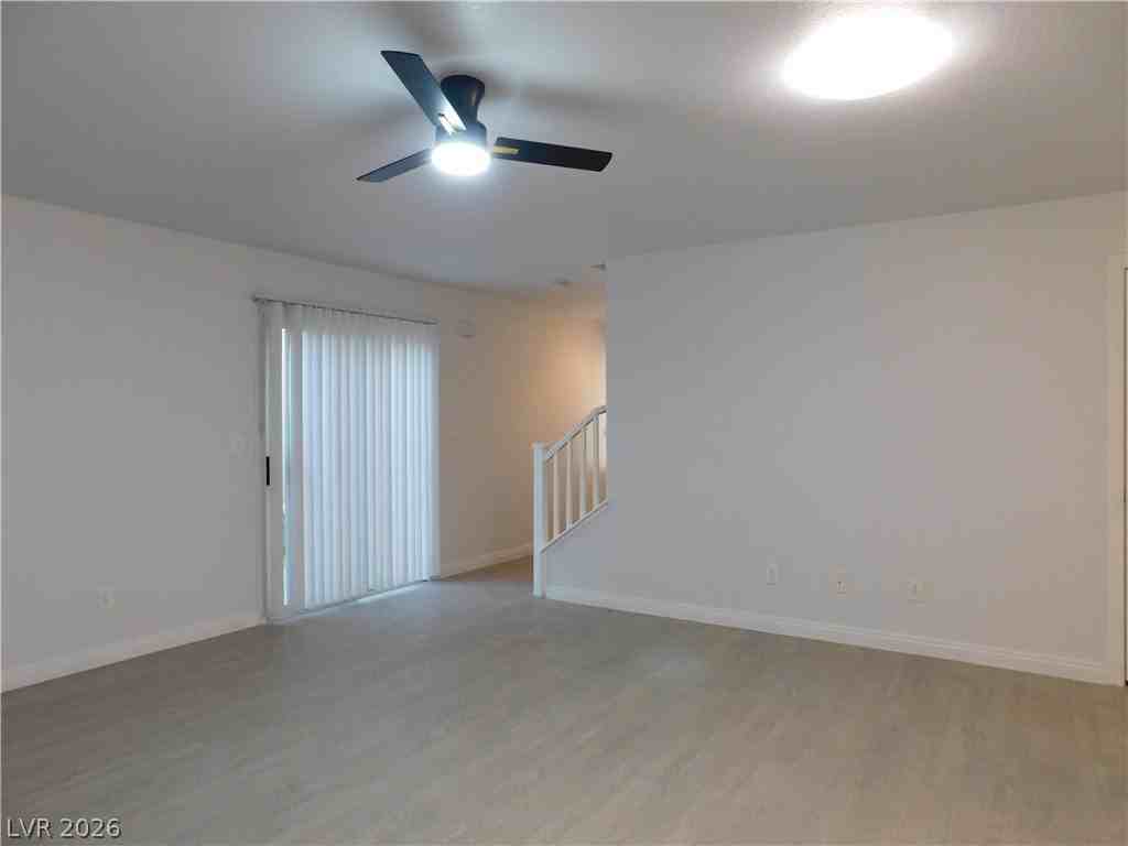 7859 Treasure Ship Ave - Photo 5 of 24