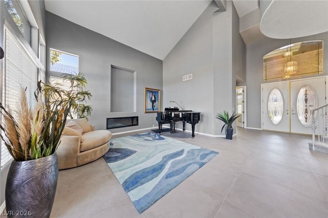 2066 Jupiter Hills Ln - Photo 6 of 44