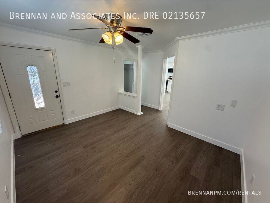 860 S Johnson Ave - Photo 3 of 29