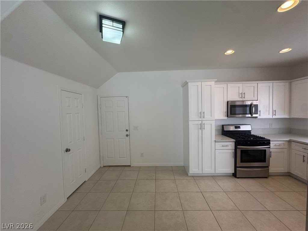 9933 La Paca Ave - Photo 6 of 21