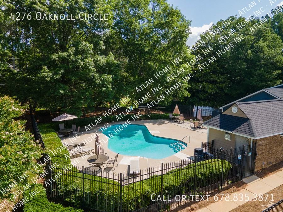 4276 Oaknoll Cir - Photo 4 of 25