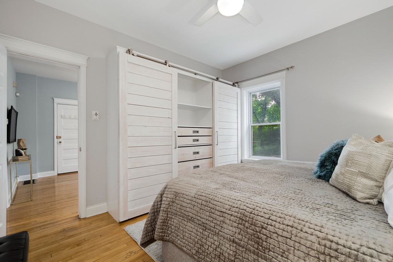 3805 N Ravenswood Ave #1 - Photo 6 of 8