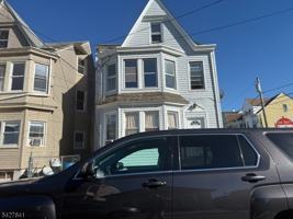 featured image of 22 Doremus St #2
