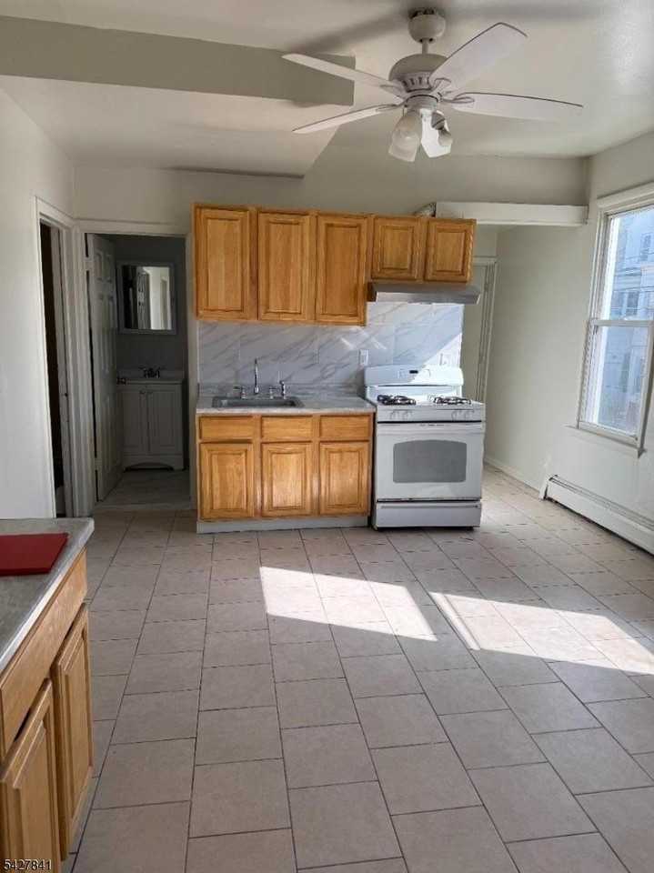 22 Doremus St #2 - Photo 3 of 14