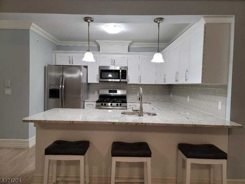 10 Lower Notch Rd #2 - Photo 2 of 34