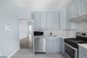 featured image of 150 E Main St #2