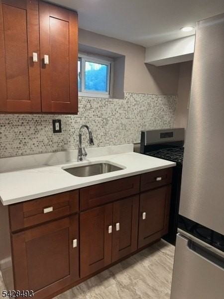 472 Boyden Ave - Photo 2 of 8