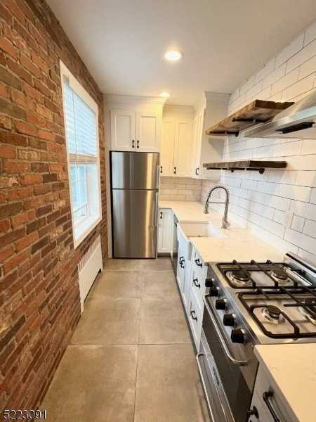 378 Claremont Ave #10 - Photo 7 of 23