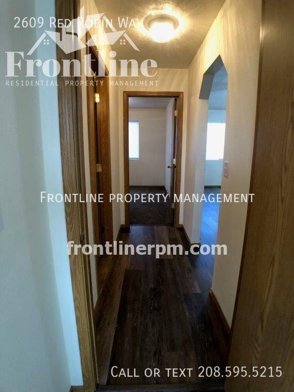 2609 Red Robin Way - Photo 6 of 16