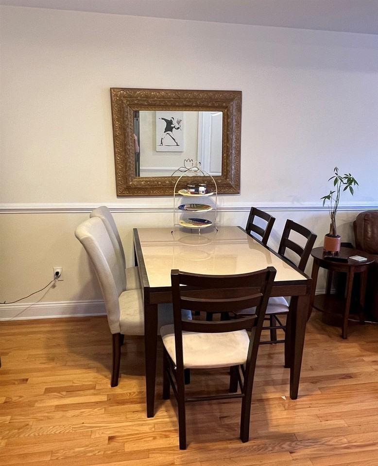 719 Monroe St #3 - Photo 4 of 12