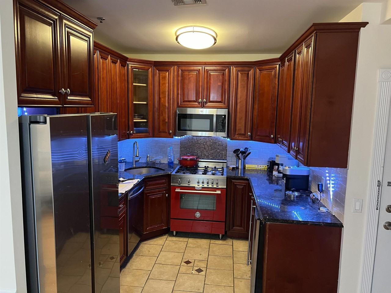 719 Monroe St #3 - Photo 6 of 12
