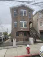 featured image of 1 Montrose Ave #2