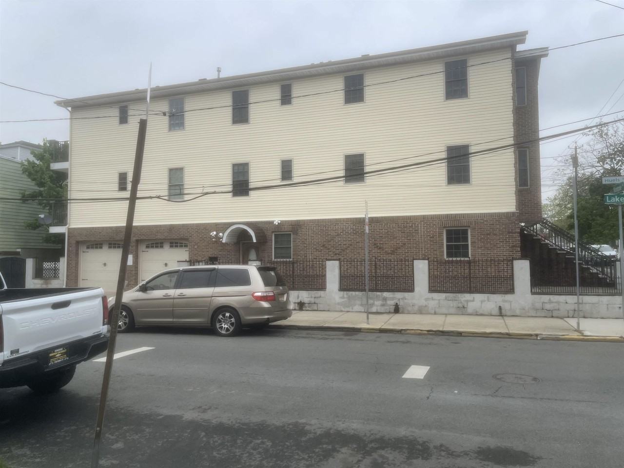 1 Montrose Ave #2 - Photo 5 of 18