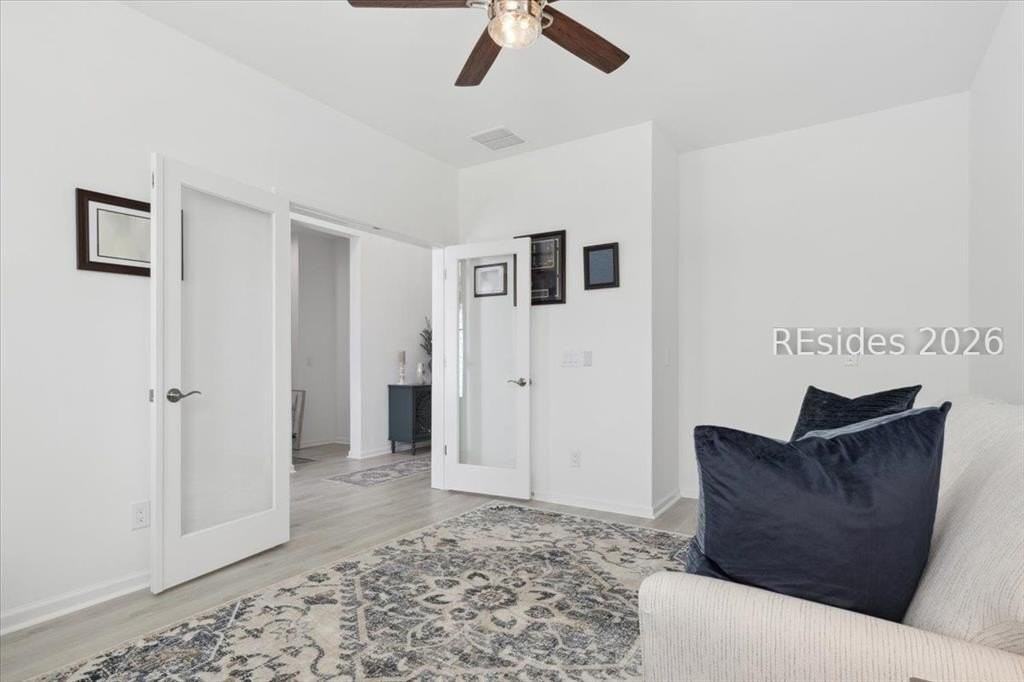 636 Horizon Ct - Photo 3 of 50