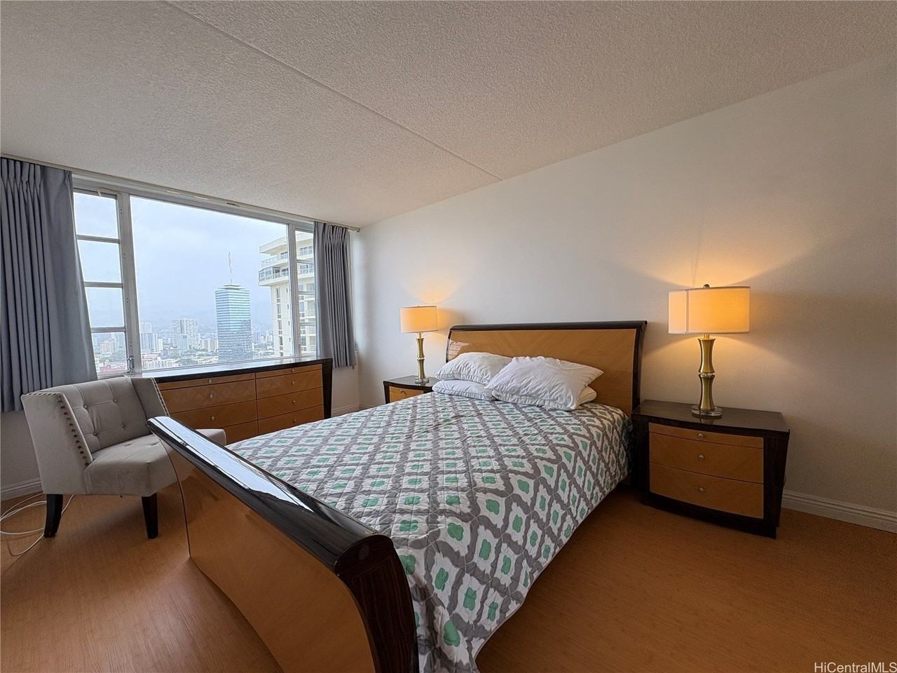400 Hobron Ln #2712 - Photo 3 of 15
