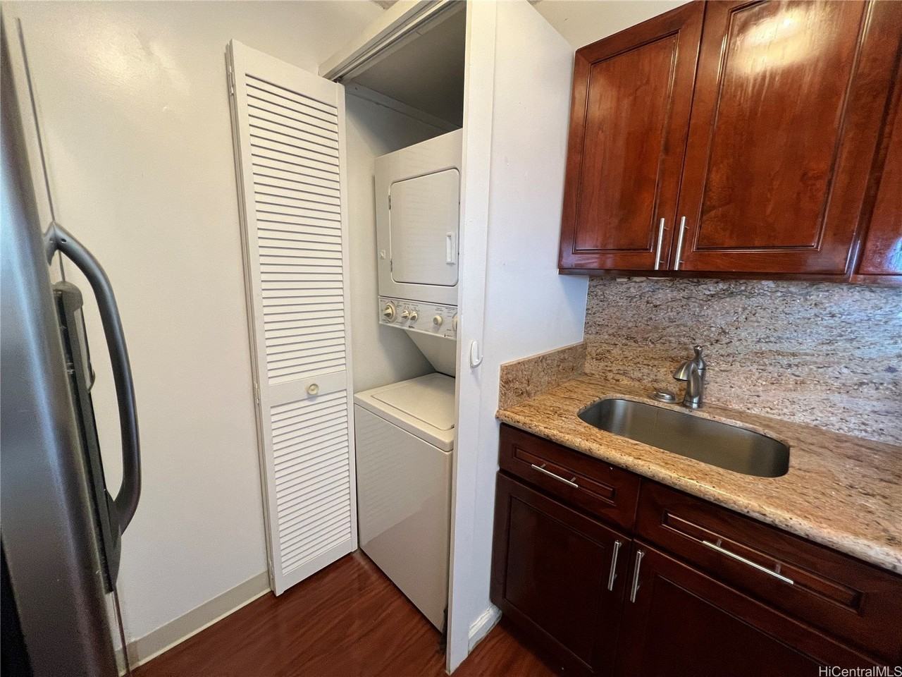 400 Hobron Ln #2712 - Photo 6 of 15