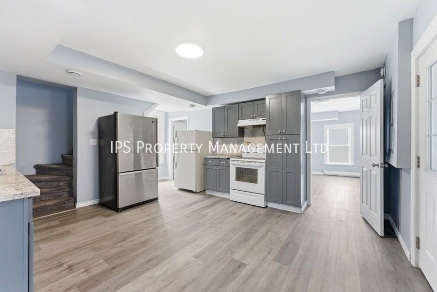 201 Stanley St - Photo 4 of 20