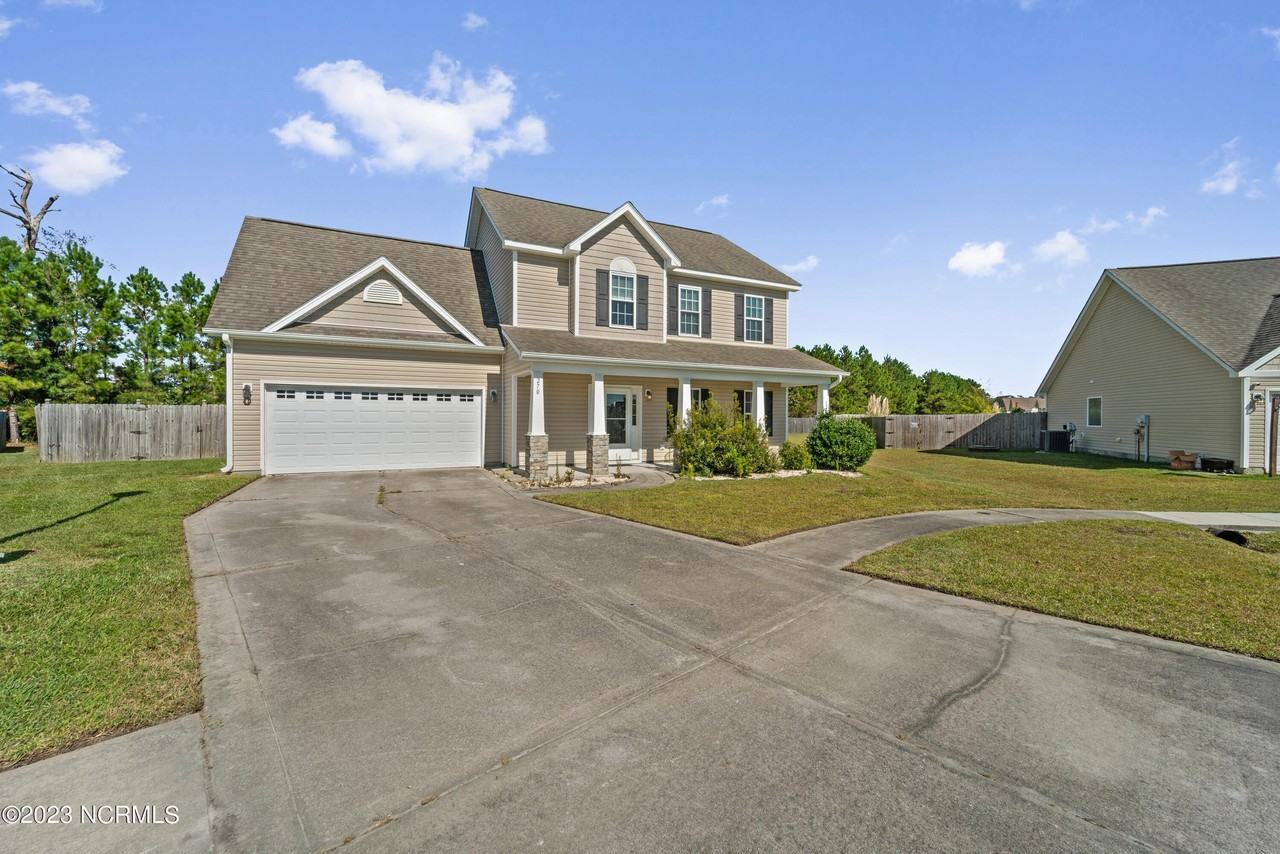 270 Silver Hills Dr - Photo 3 of 27