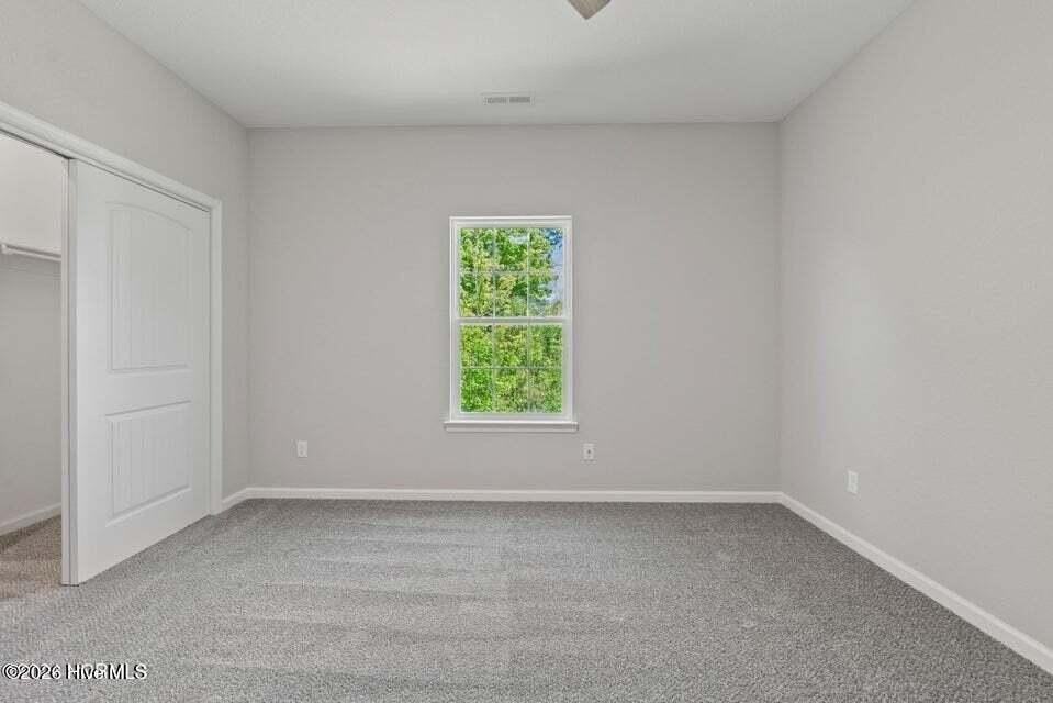 704 Harney St - Photo 4 of 14