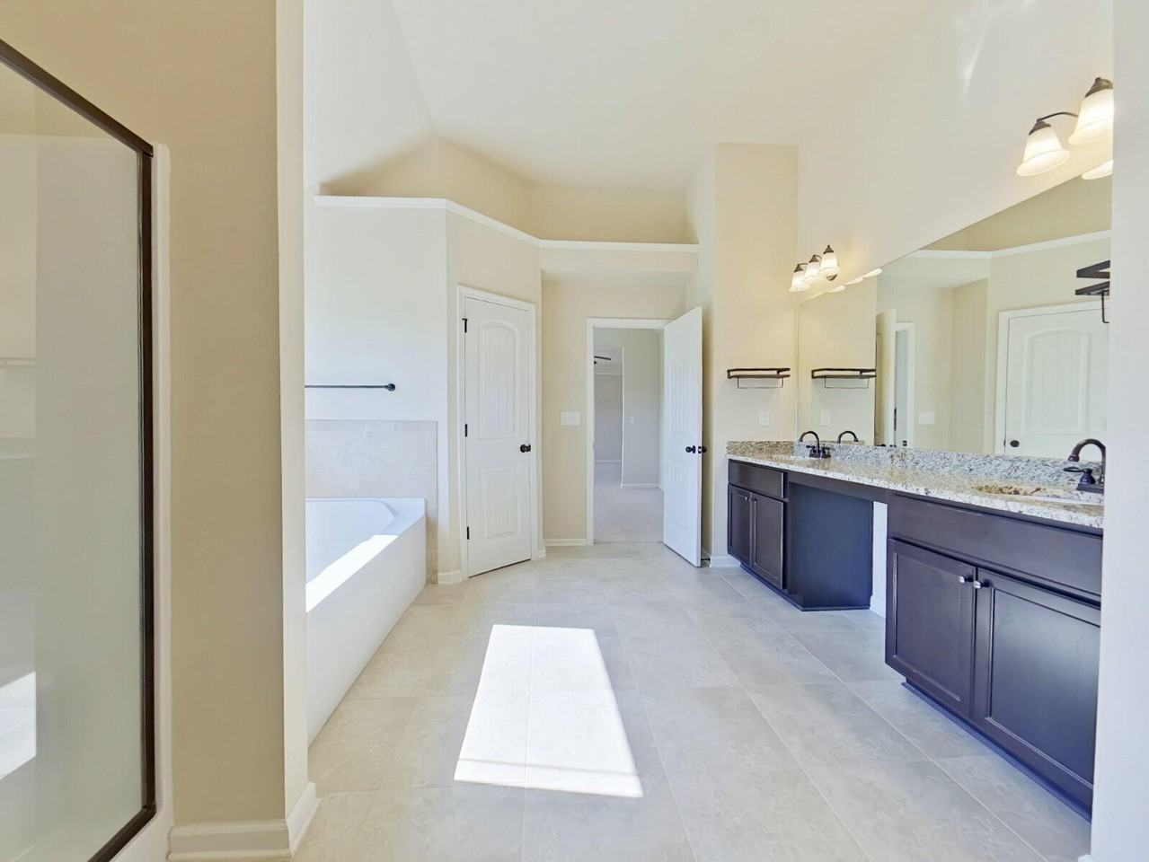 307 Big Flint Ln - Photo 3 of 38